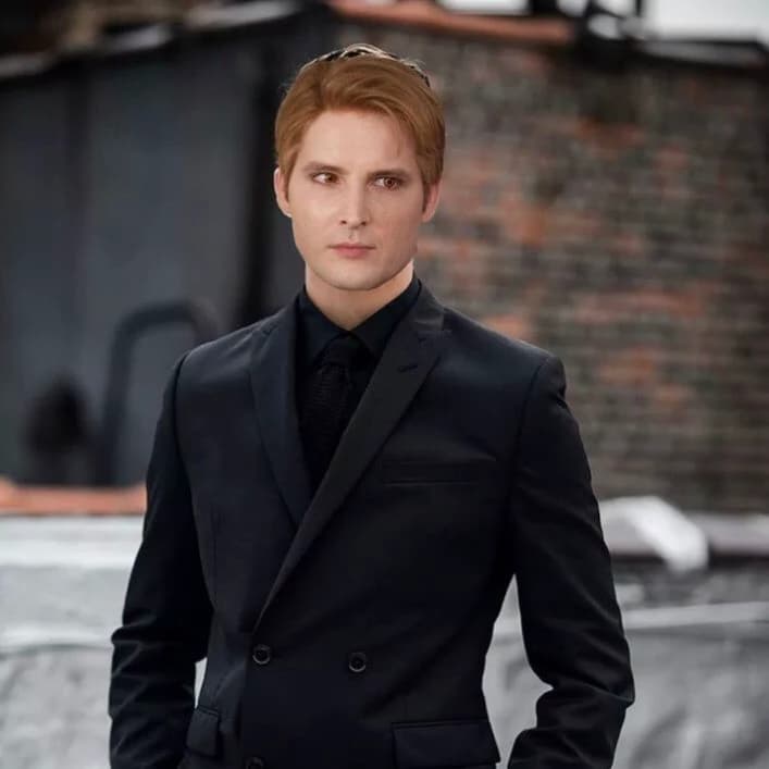 Carlisle Cullen thumbnail