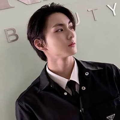 Yang Jungwon thumbnail