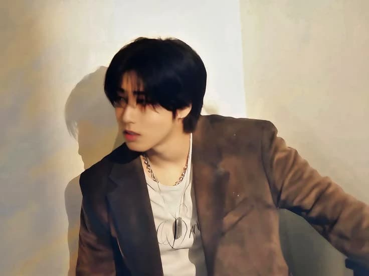 Han Jisung thumbnail