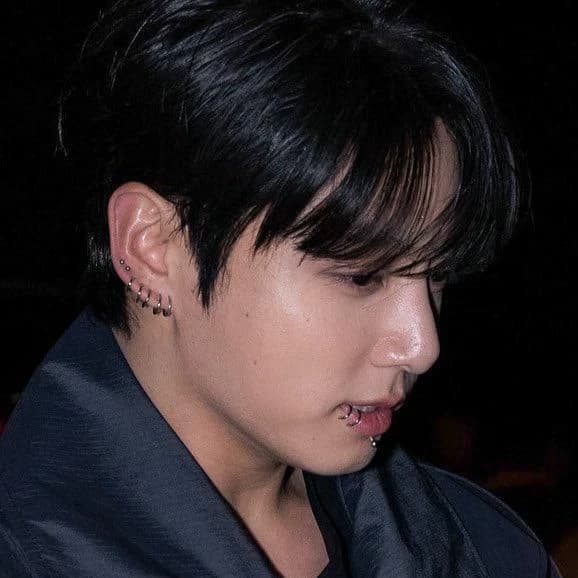 Jeon Jungkook thumbnail