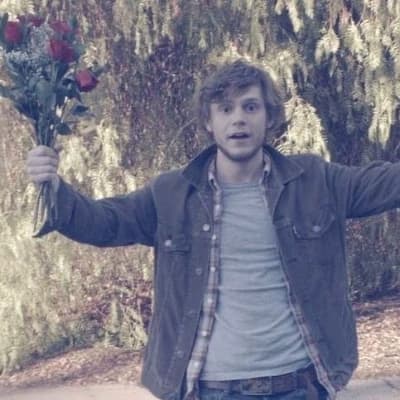 Evan Peters thumbnail