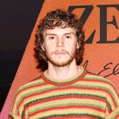 Evan Peters thumbnail