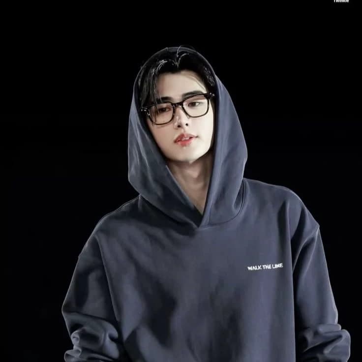 Sunghoon thumbnail