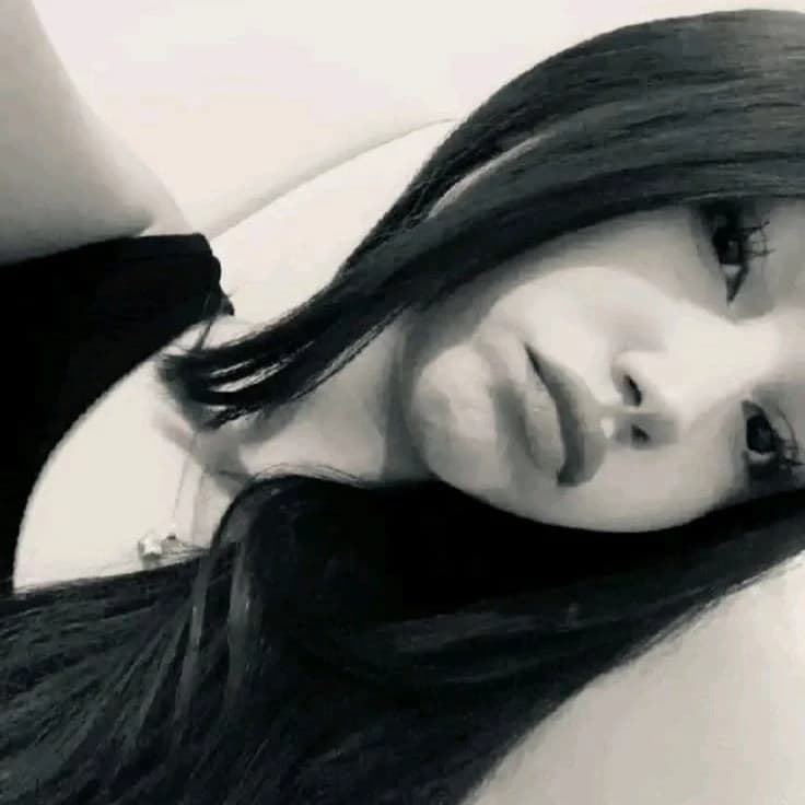 Valeria thumbnail