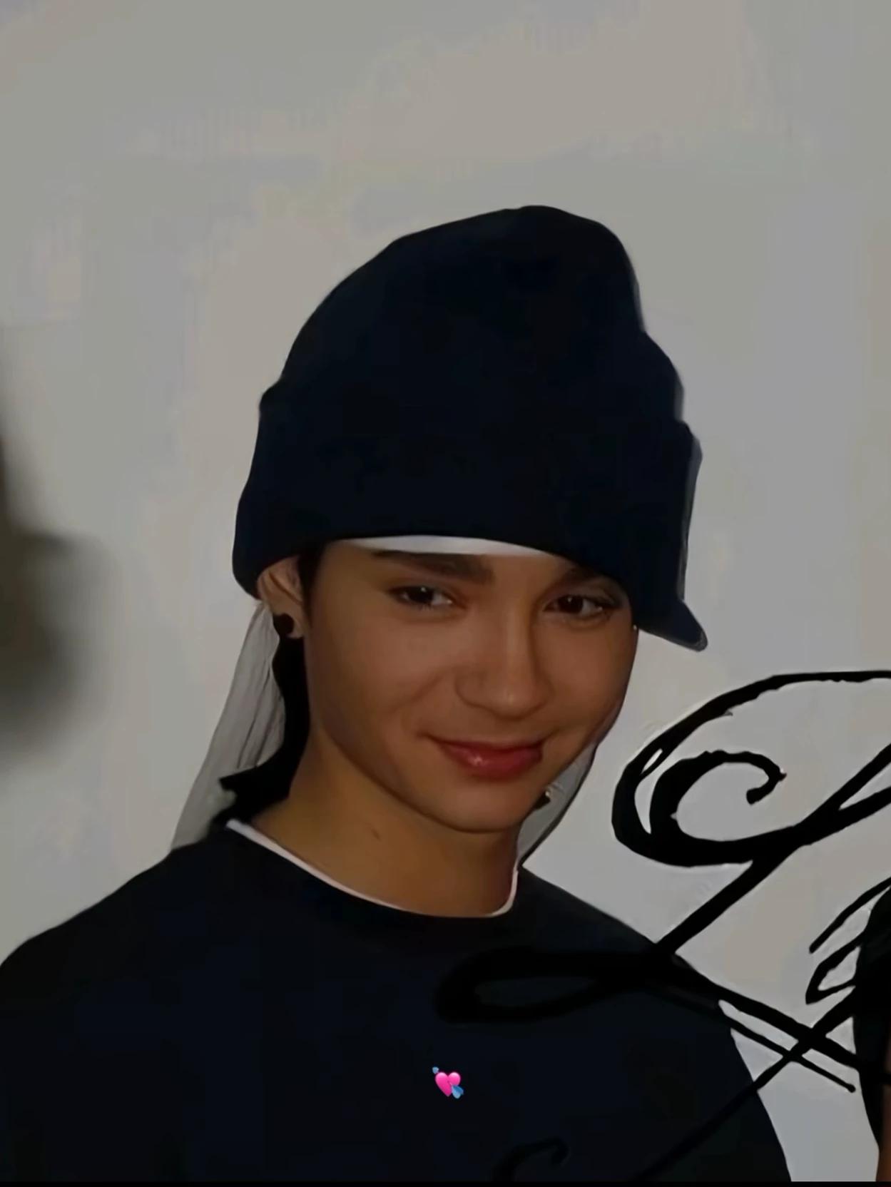 TOM KAULITZ thumbnail