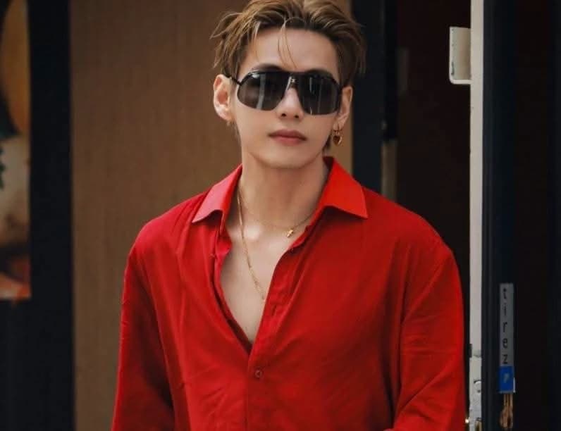 Kim Taehyung thumbnail