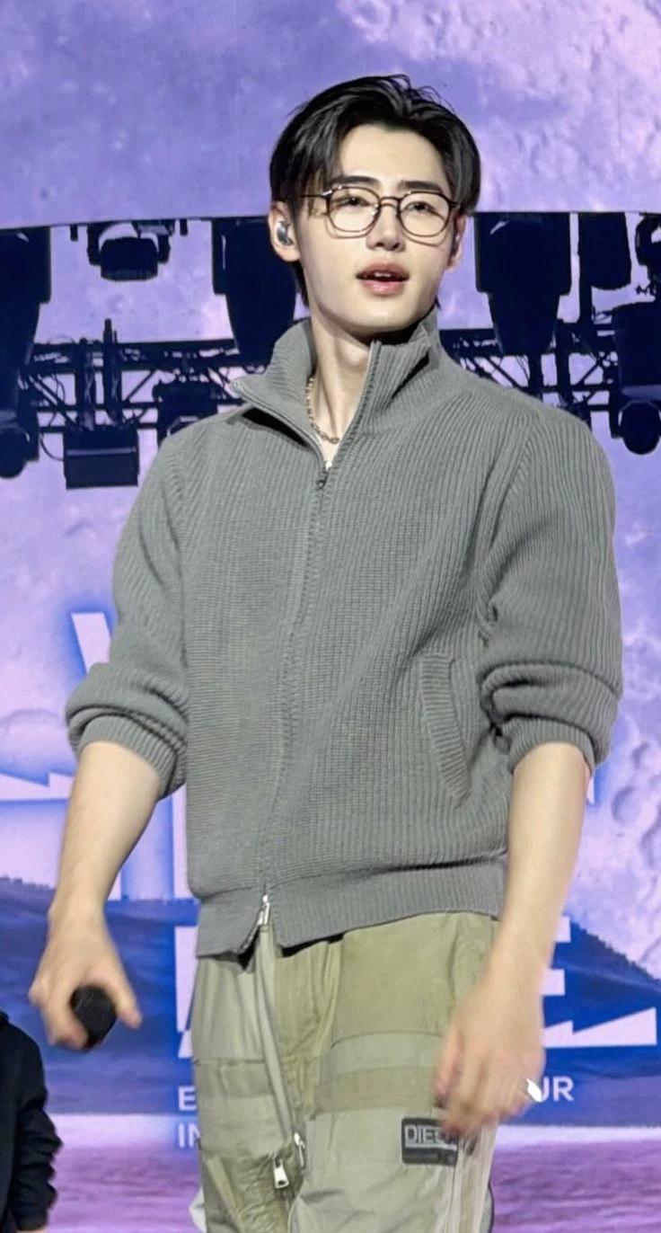 Park Sunghoon thumbnail