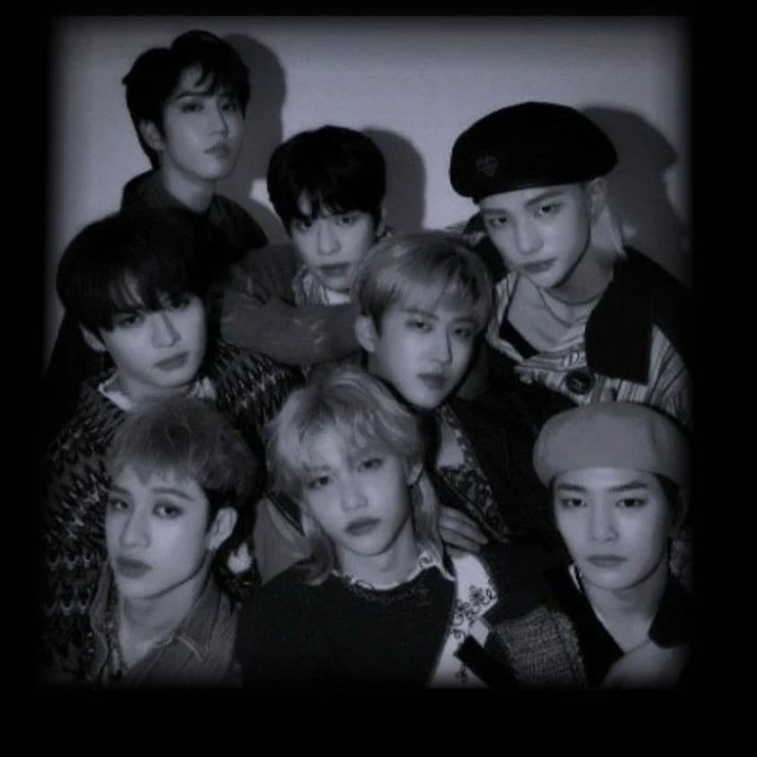 Straykids school thumbnail