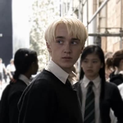 Draco Malfoy thumbnail