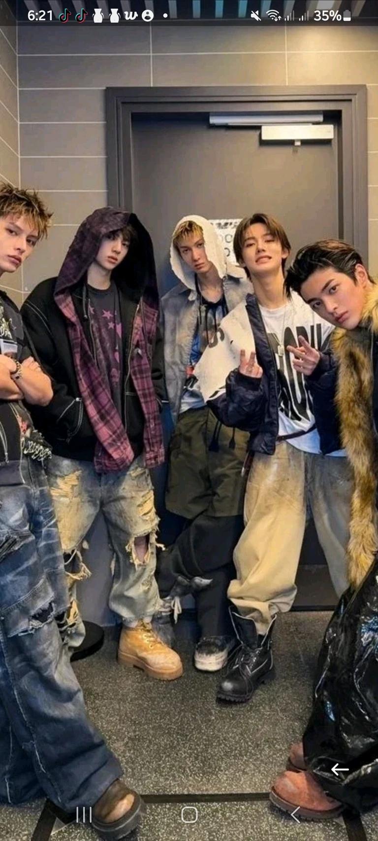 Martin, seonghyeon, James, juhoon, Keonho thumbnail