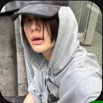 10 - Hwang Hyunjin thumbnail