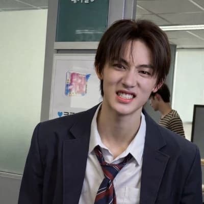Eom Seonghyeon thumbnail