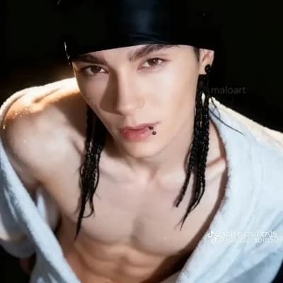 Tom Kaulitz thumbnail