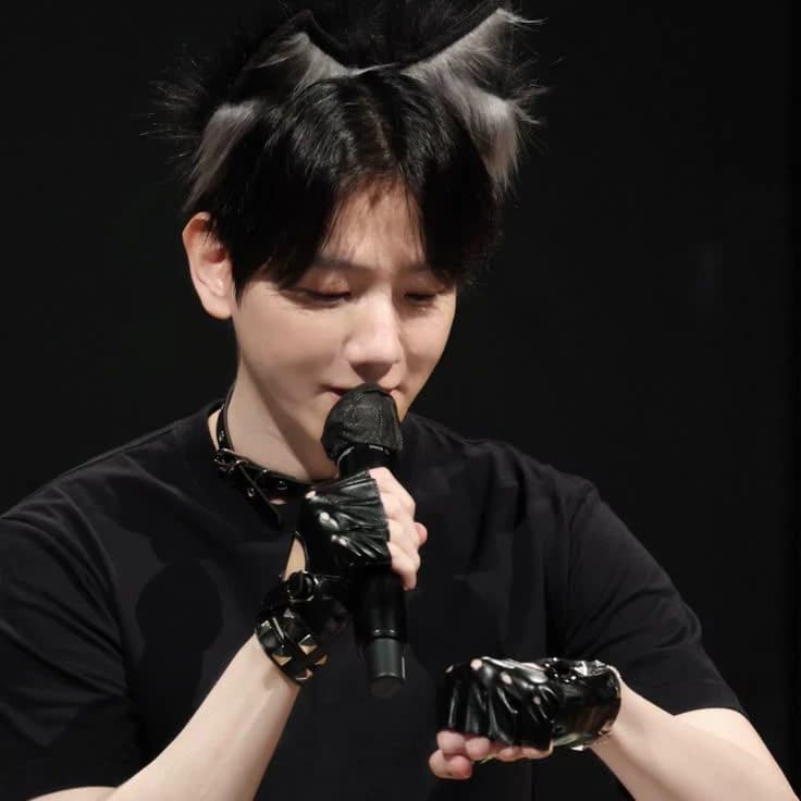 Baekhyun Byun thumbnail