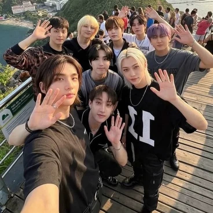 Stray Kids thumbnail