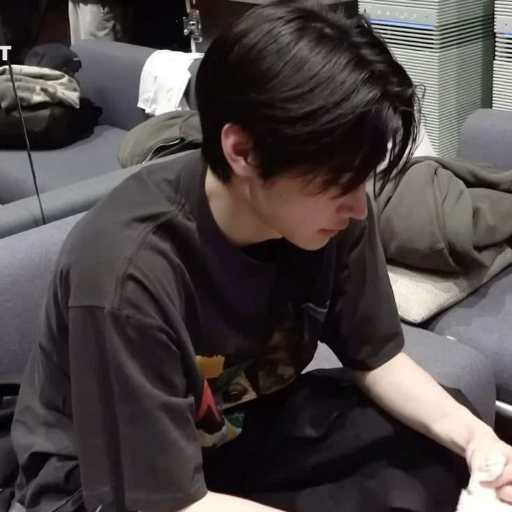 Sunghoon thumbnail