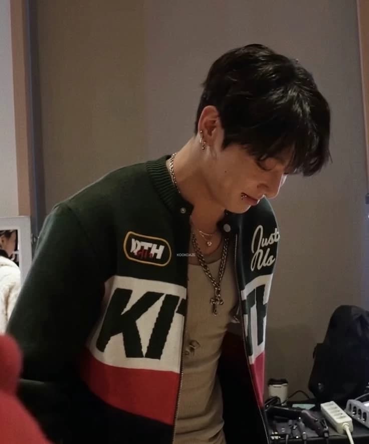 Jungkook thumbnail