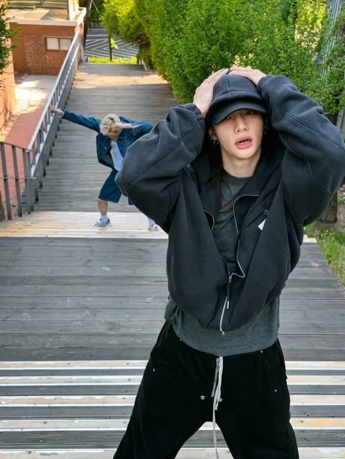 Hyunjin thumbnail