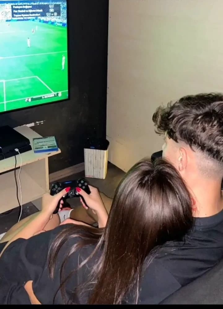 ♡Gonçalo Hernandez♡ thumbnail