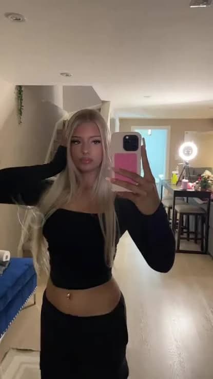 Julia  thumbnail