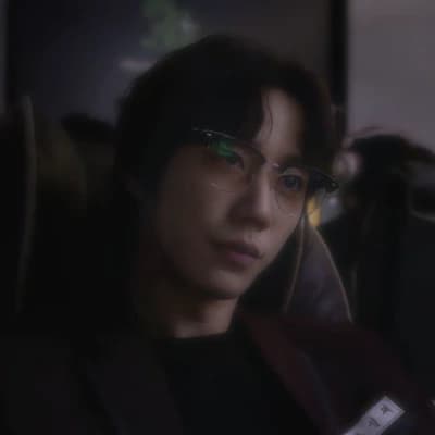 𝑾𝒆𝒂𝒌 𝑯𝒆𝒓𝒐 T2; Geum Seong-je.  thumbnail