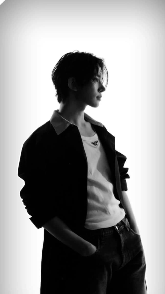 lee heeseung  thumbnail