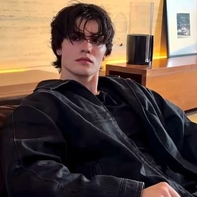 Alex thumbnail