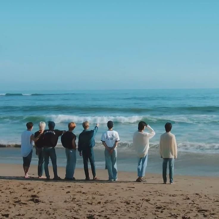 Stray Kids thumbnail