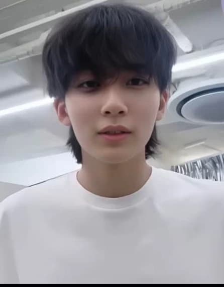 JeonghanHey thumbnail