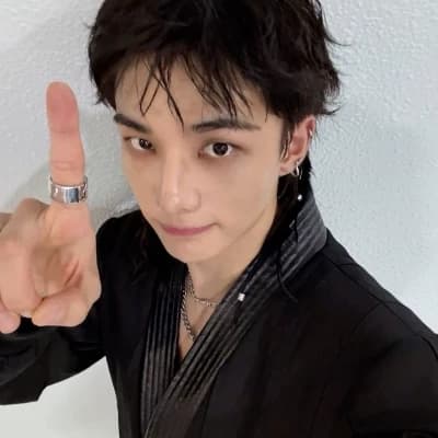 Hyunjin  thumbnail