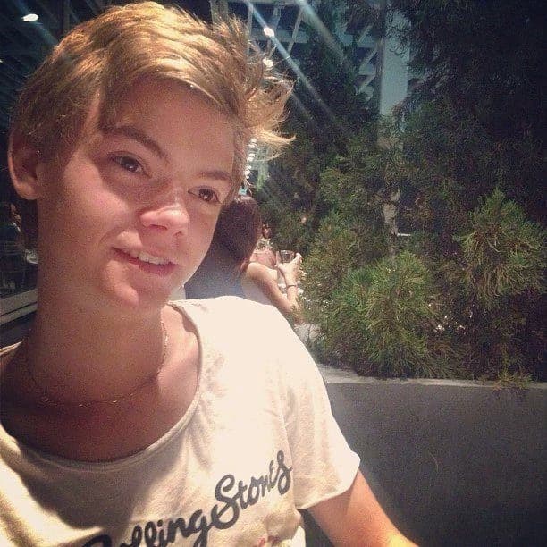 Thomas brodie sangster  thumbnail
