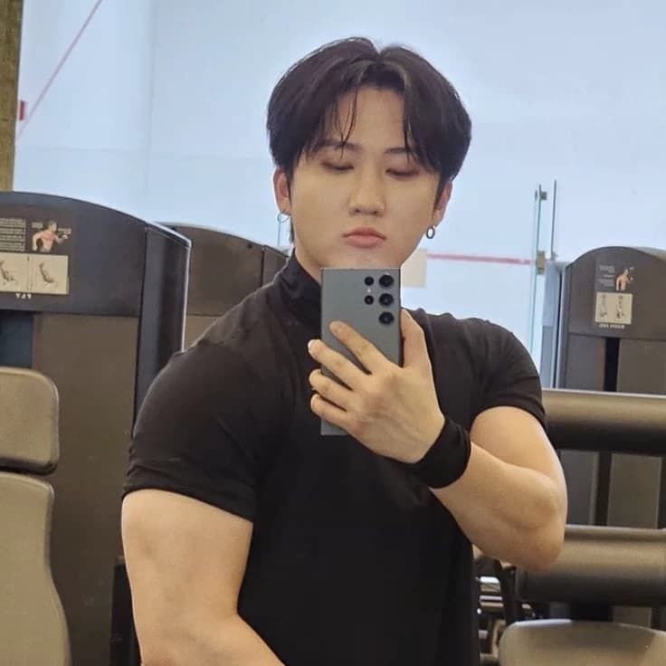 This is Changbin (Jeonbin) thumbnail