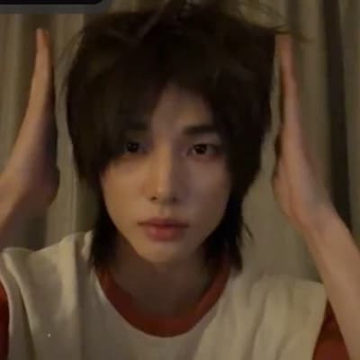Hwang hyunjin  thumbnail