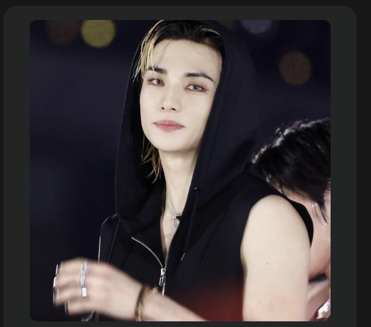 Hyunjin thumbnail