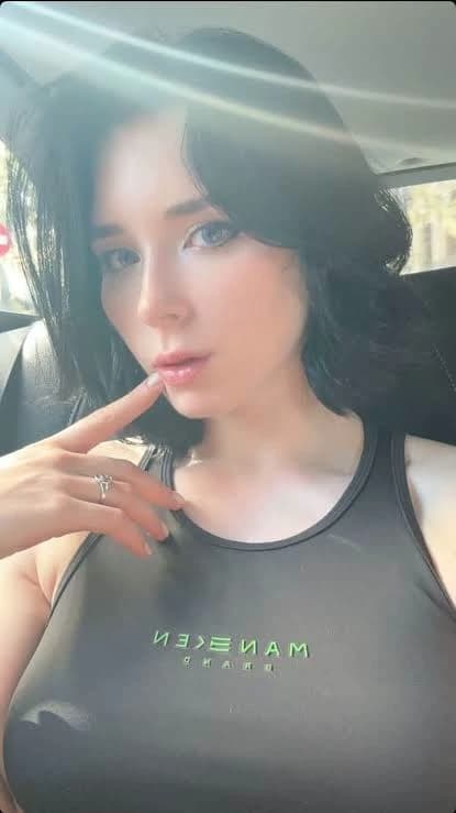 Sweetie Fox (Anastasiia Daniliuk) thumbnail