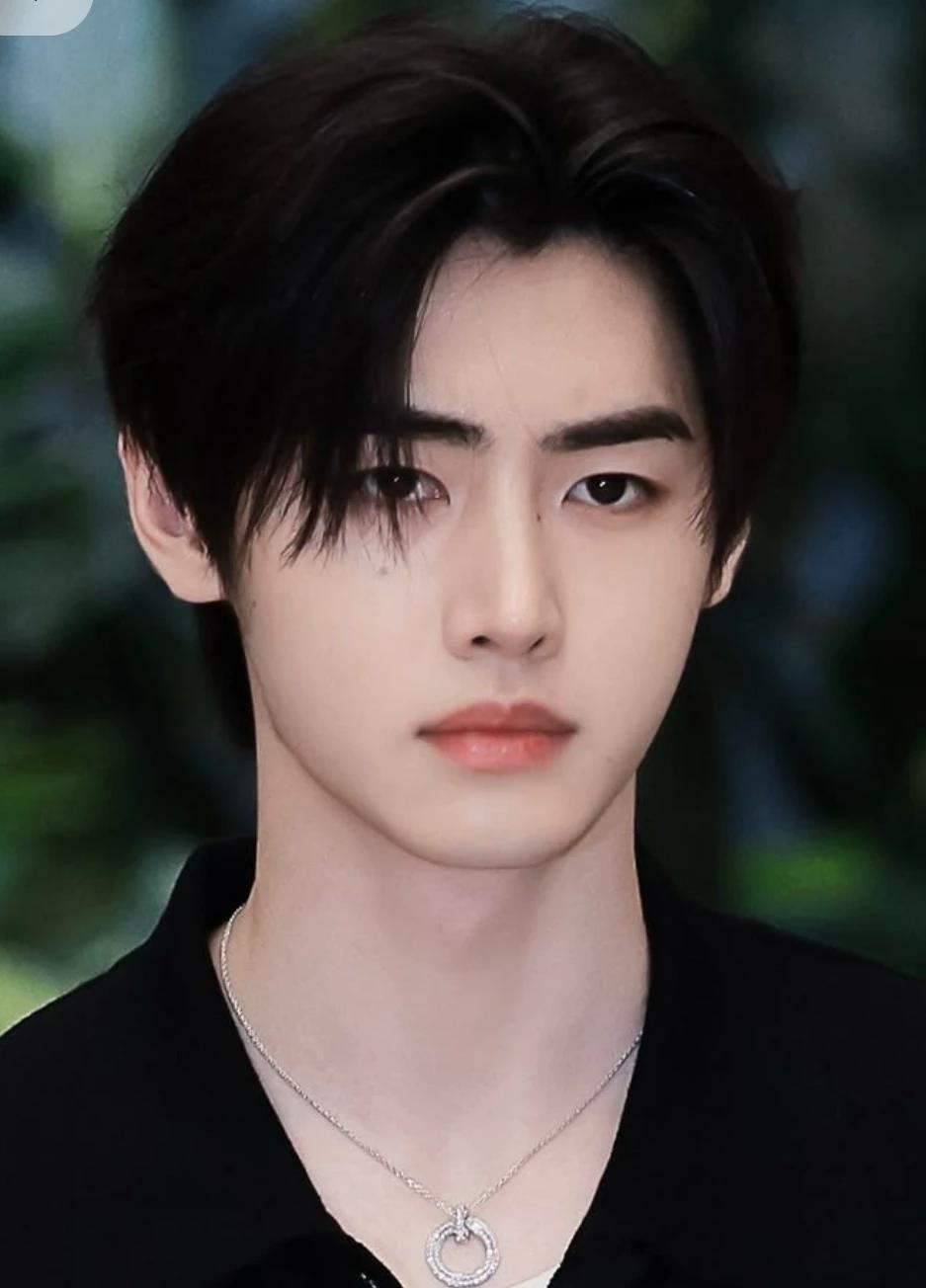 Sunghoon  thumbnail