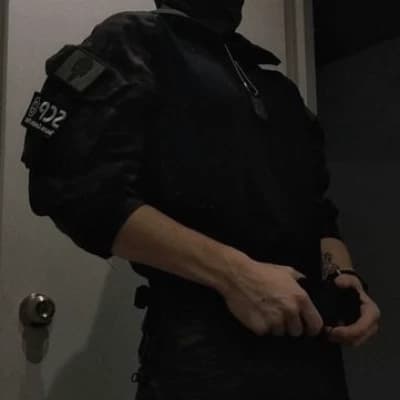 Policeman Xander thumbnail