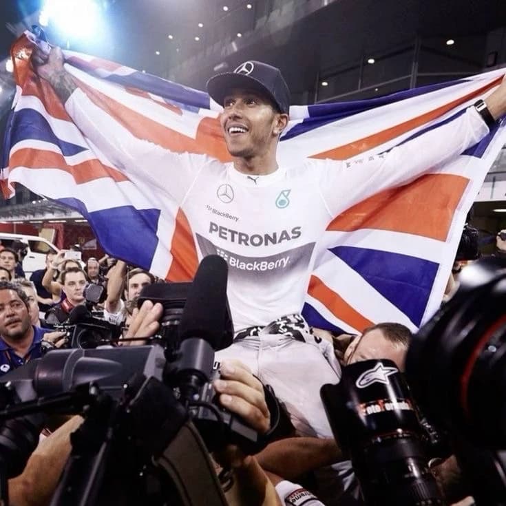 Lewis Hamilton-Dad thumbnail