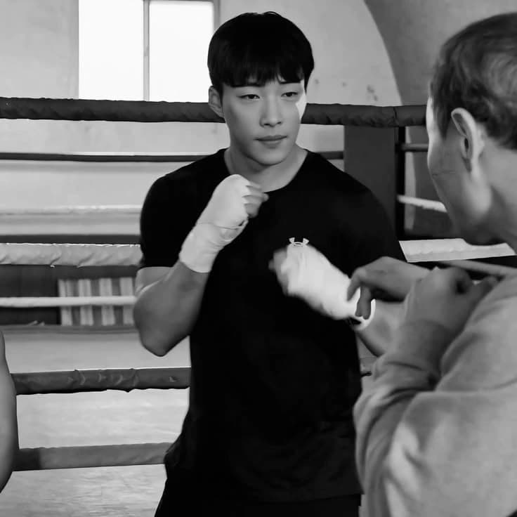 Kim Geun Woo thumbnail