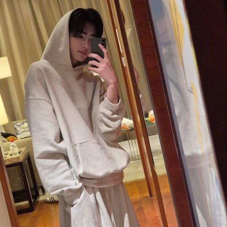 Sunghoon thumbnail