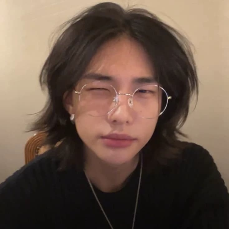 hyunjin thumbnail