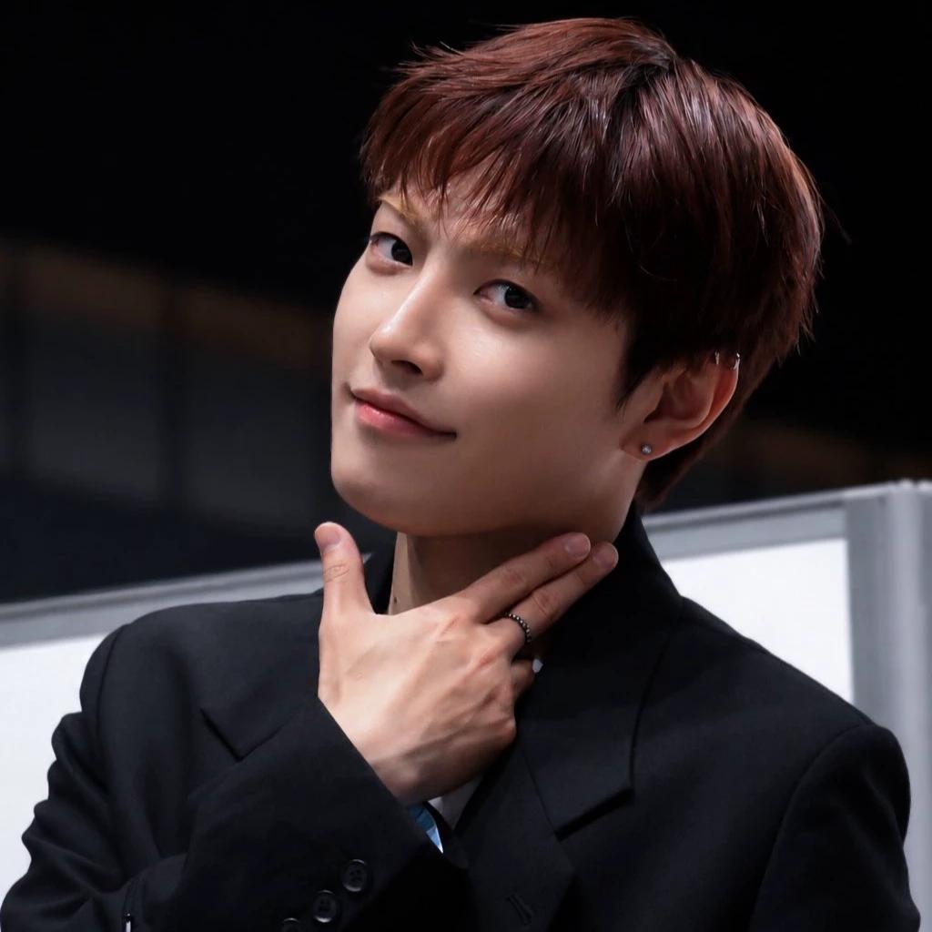 Hongjoong (kpop artisy, pervy) thumbnail
