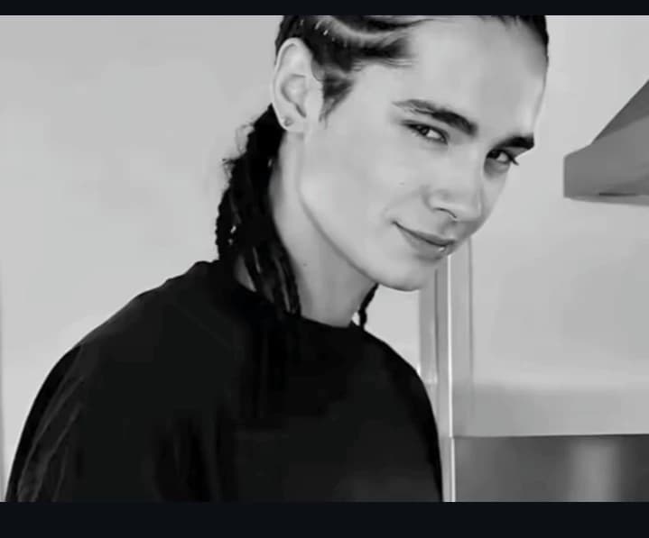 Tom kaulitz thumbnail