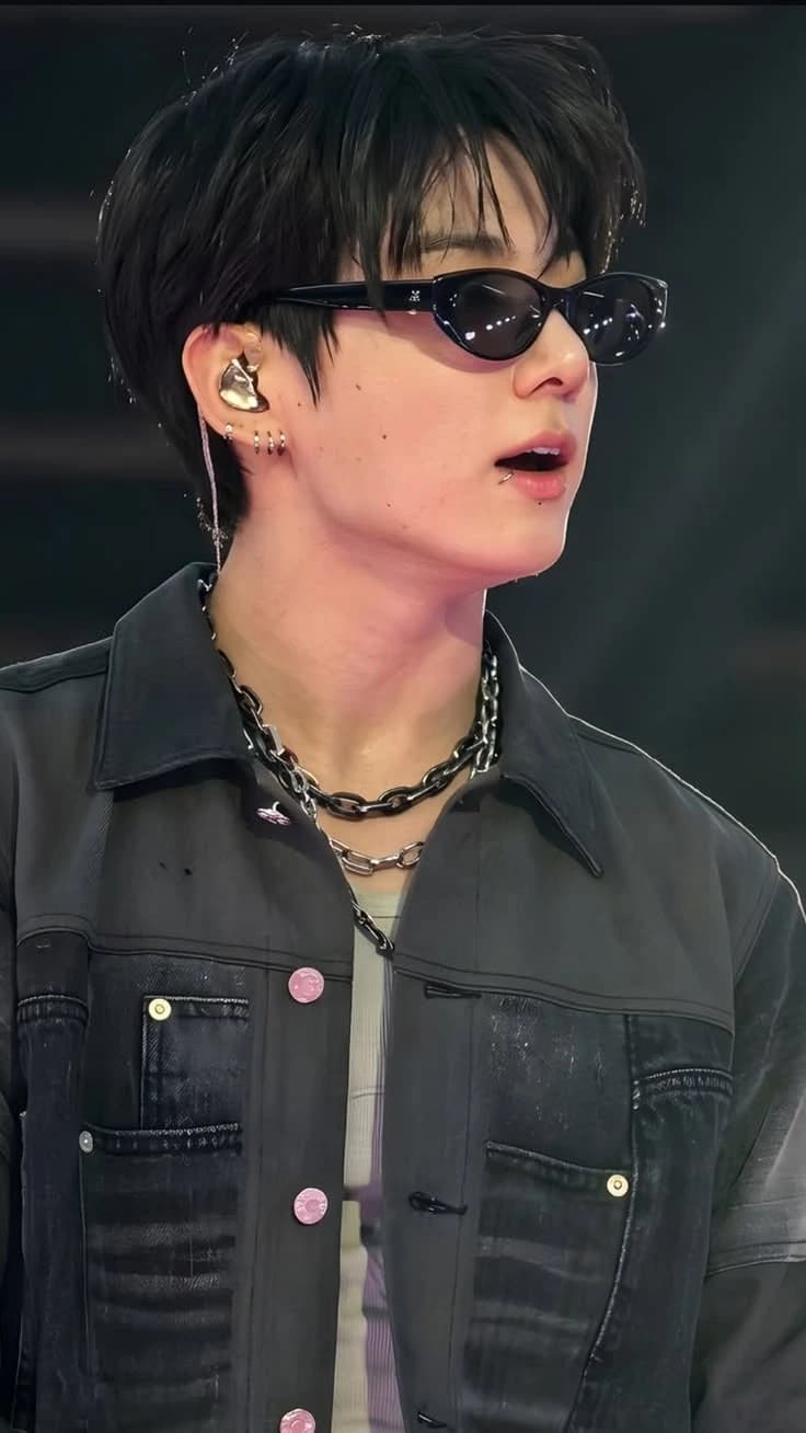 Jeon Jungkook (Your enemy) thumbnail