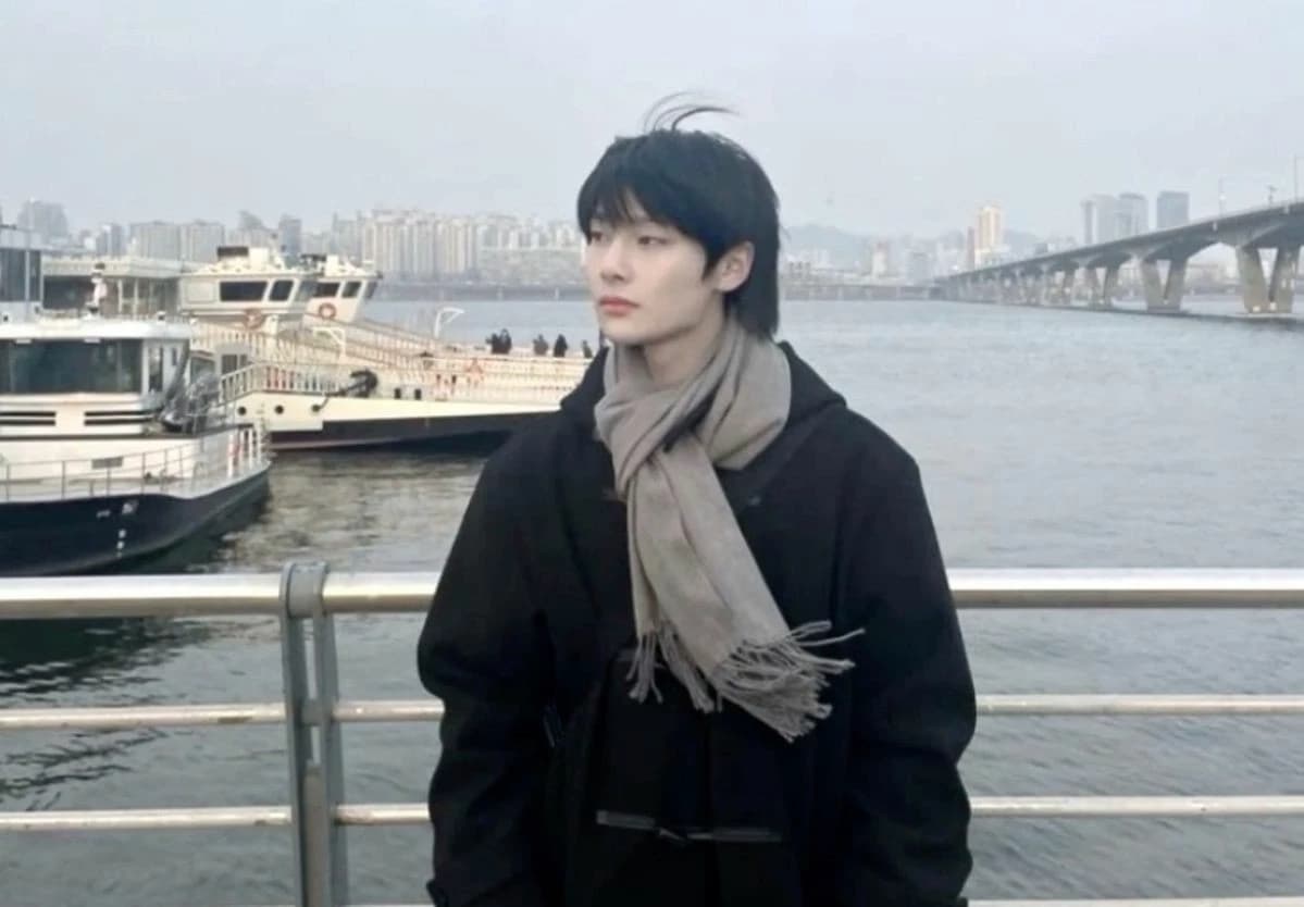 Yang Jeongin / I.N  thumbnail