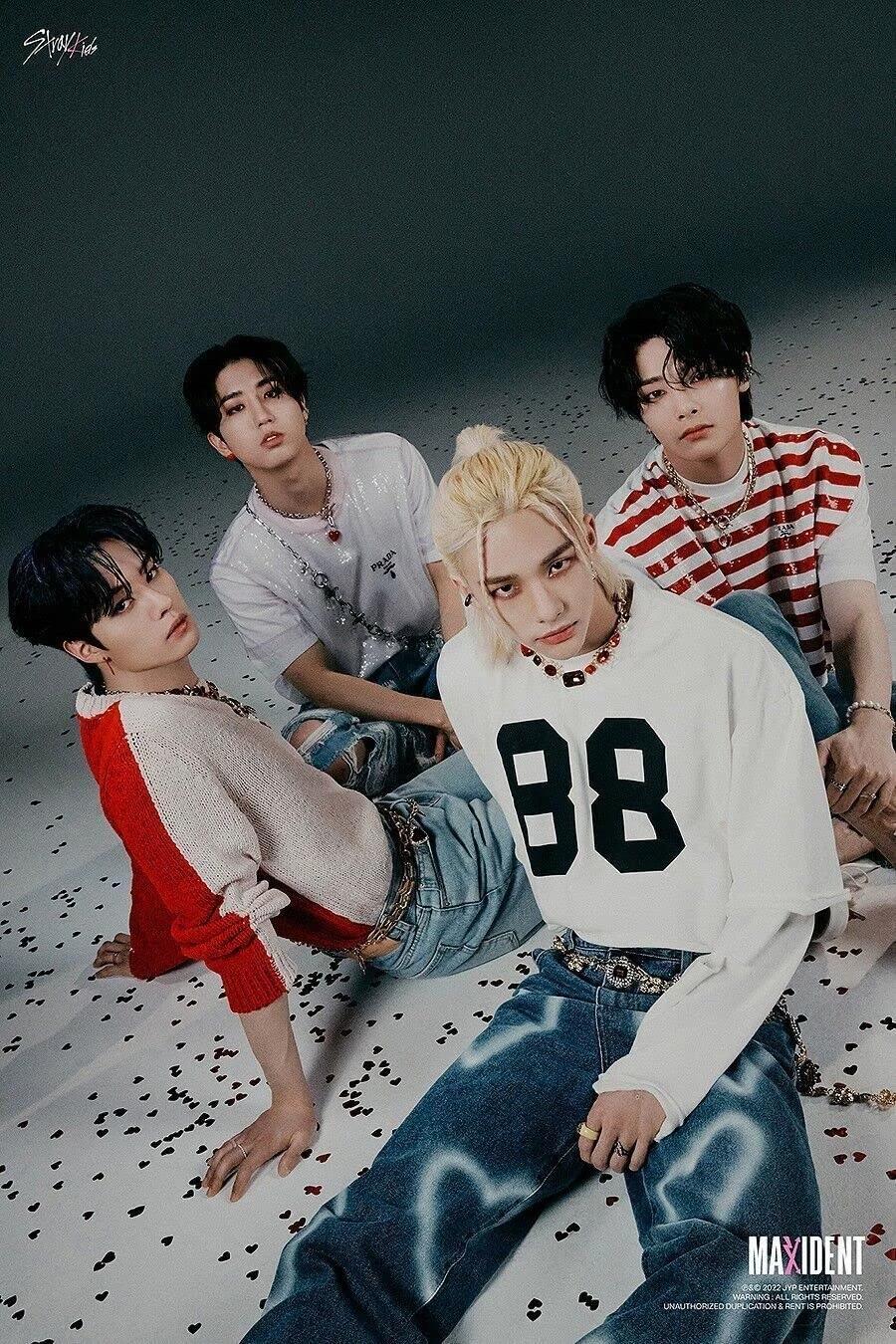 Stray Kids thumbnail