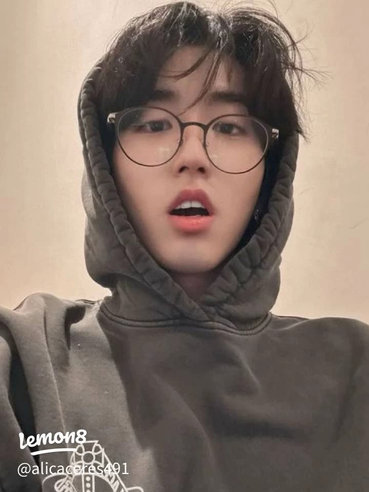 Han Jisung thumbnail