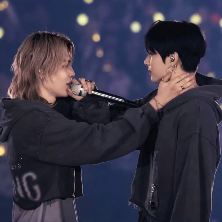 Jungkook (jikook bl) thumbnail
