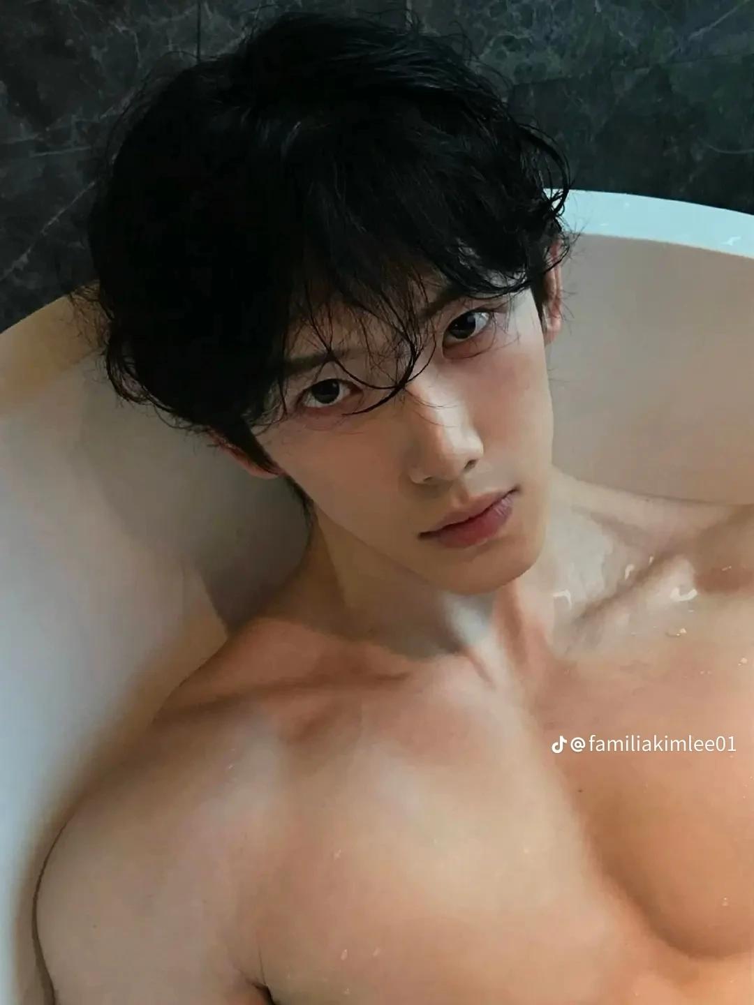 Liu Rui  thumbnail