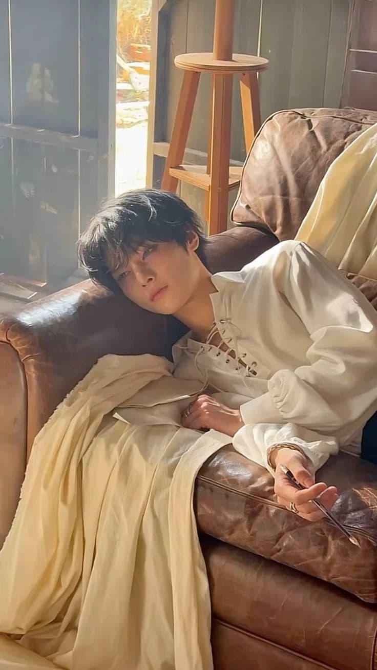 Jeongin thumbnail